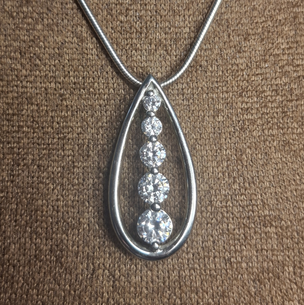 💎 Sterling Silver Teardrop Journey Necklace w CZ Diamonds on Round Snake Chain - Picture 2 of 16